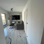 Terrasse Parking Prive Apartman